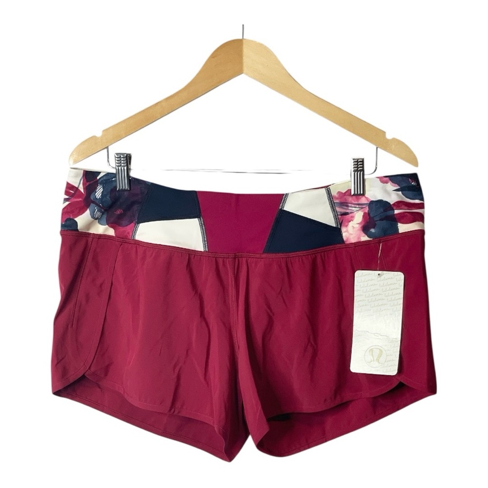 Lululemon Bumble Berry Run Times Shorts Dark Pink Quilt, Size 12 New